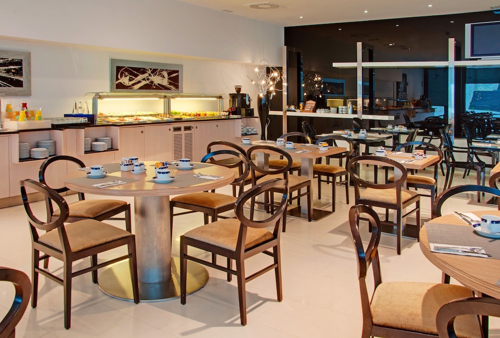 restaurant-cafeteria