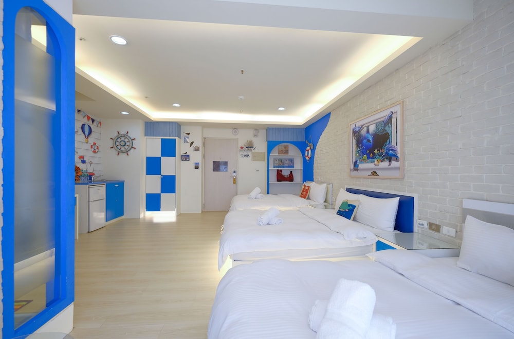 85 Asia Hotel 39/69