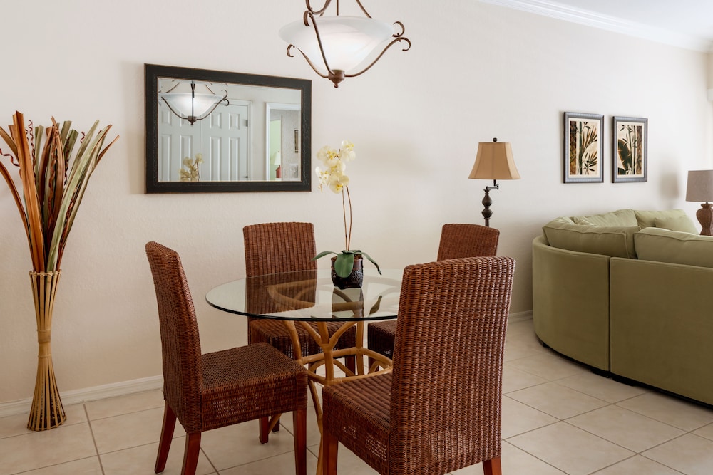 Olde Marco Island Inn And Suites 46/57
