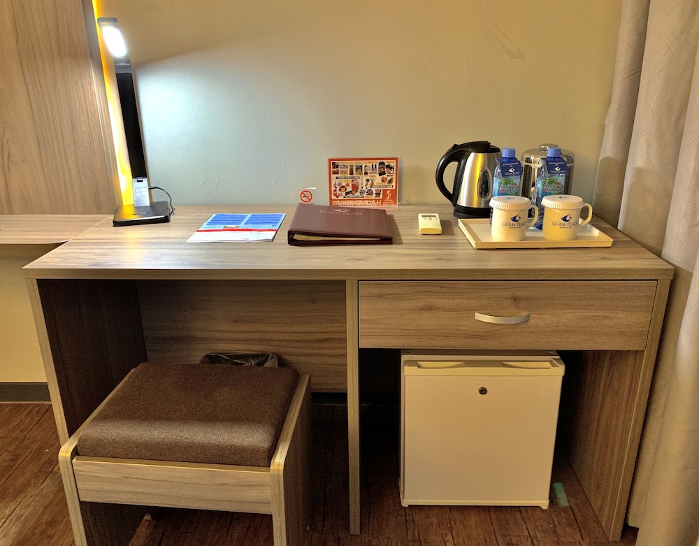 Guam Plaza Resort & Spa 56/69