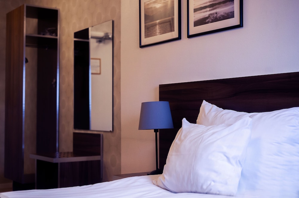 Hotell Wilhelmina 17/47