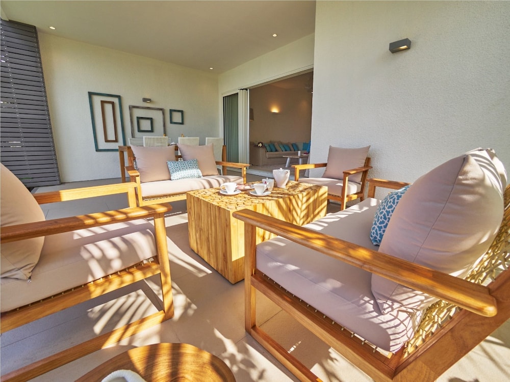 Myra Seafront Suites And Penthouses By Lov 36/56