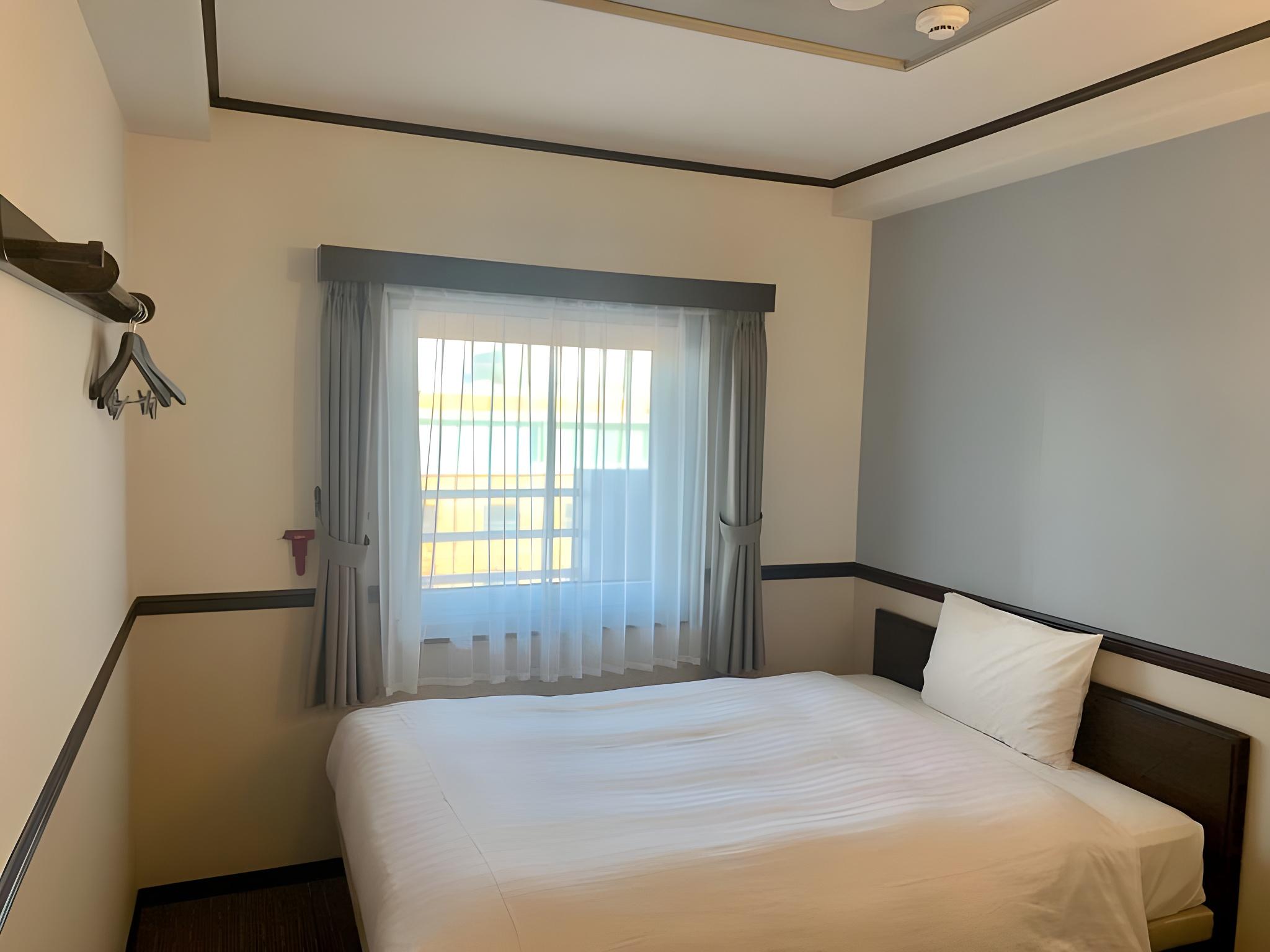 Semi Room, Single, Semi Double Bed, No Parking