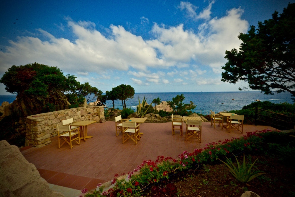 HOTEL COSTA PARADISO 33/45