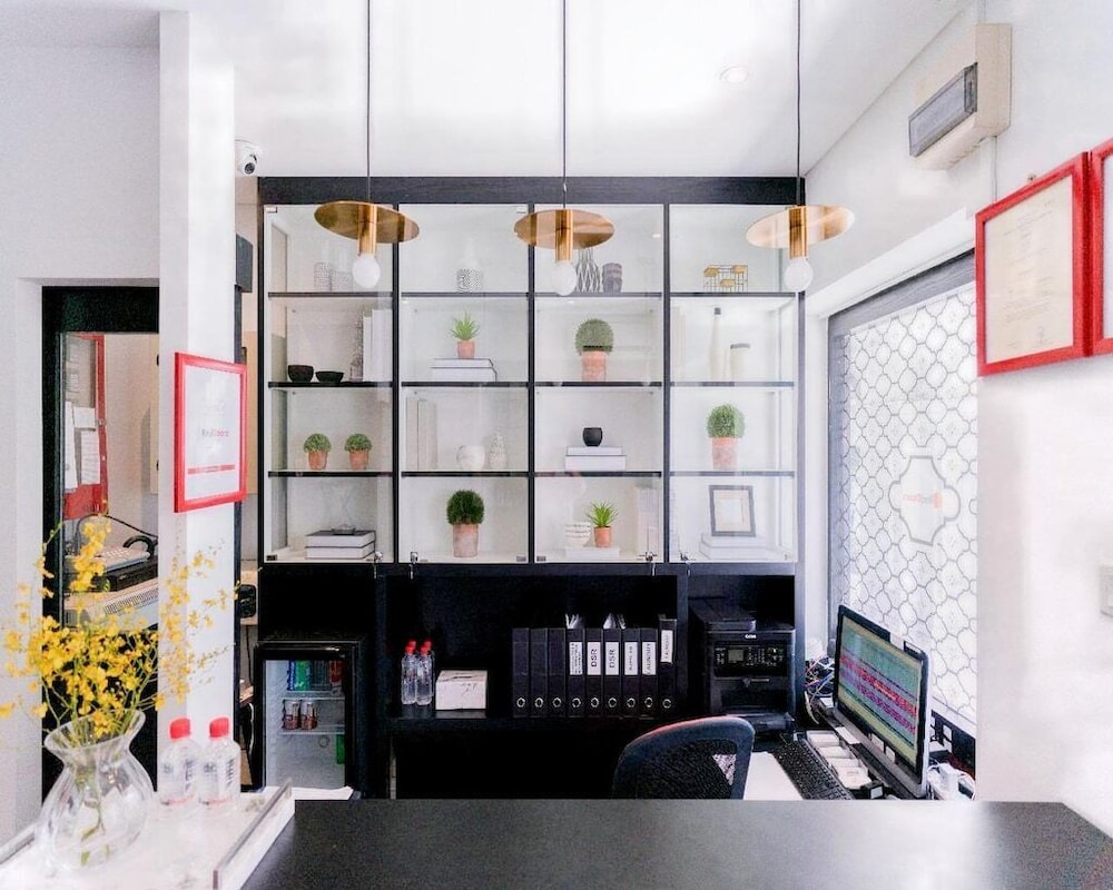 The Snooze Hotel Marine Parade (Ex Le Peranakan Hotel) 32/40