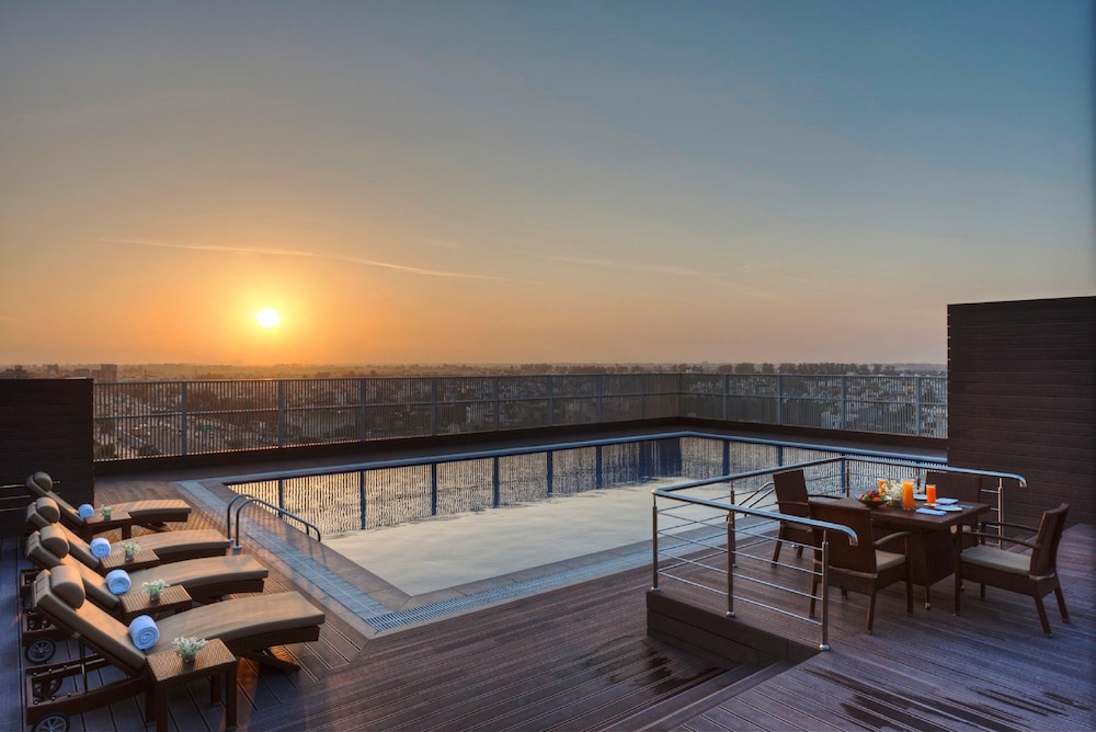 HYATT REGENCY LUDHIANA 56/75
