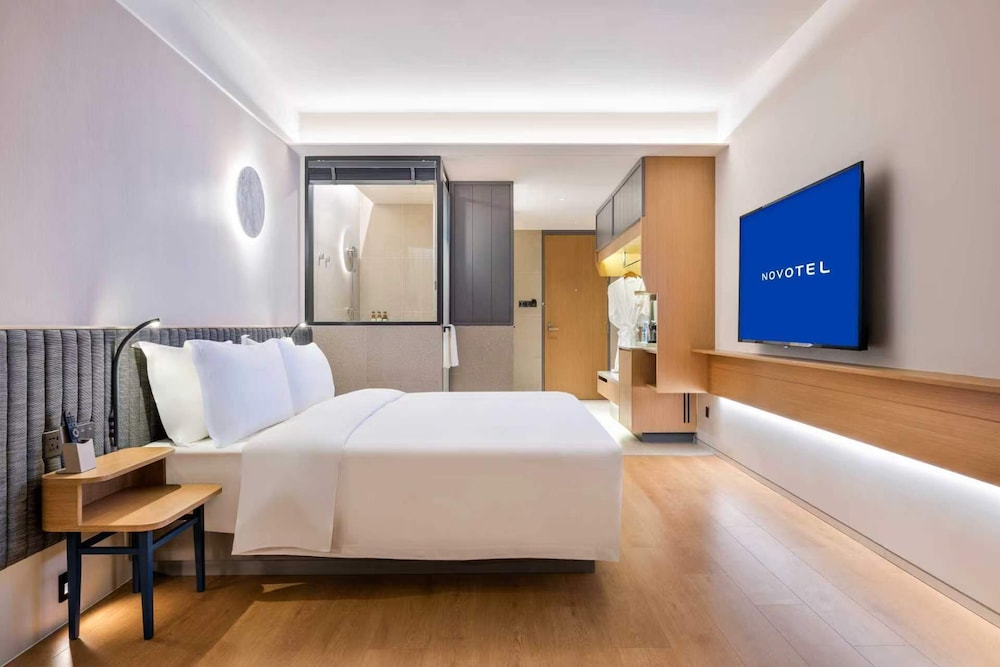 Novotel Shanghai Hongqiao Gubei 12/22