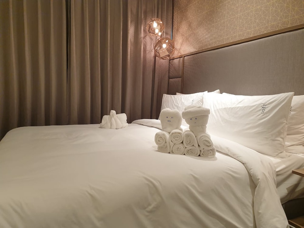 Holiday Inn Gurugram Sector 90 29/77