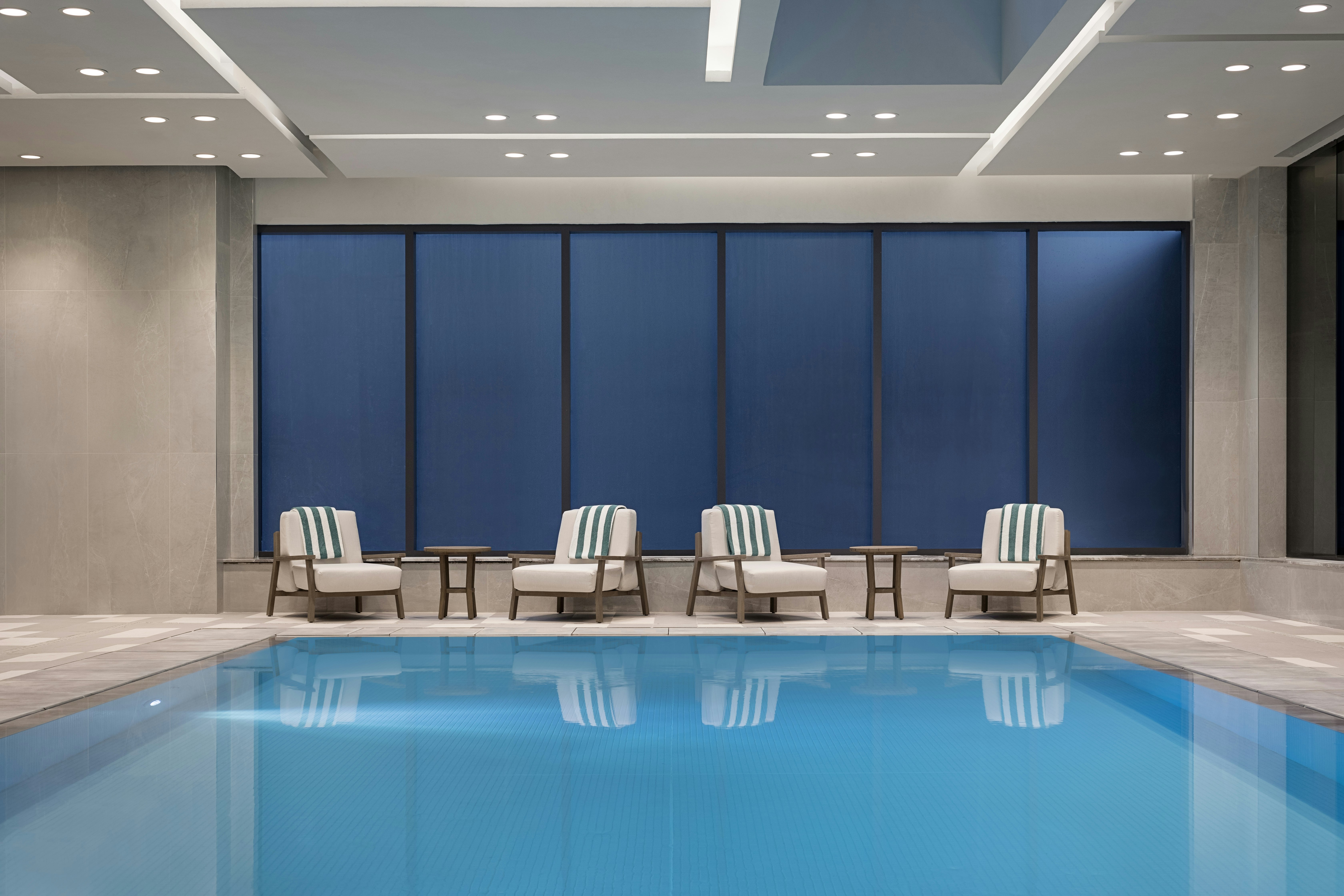 Swimming pool-spa