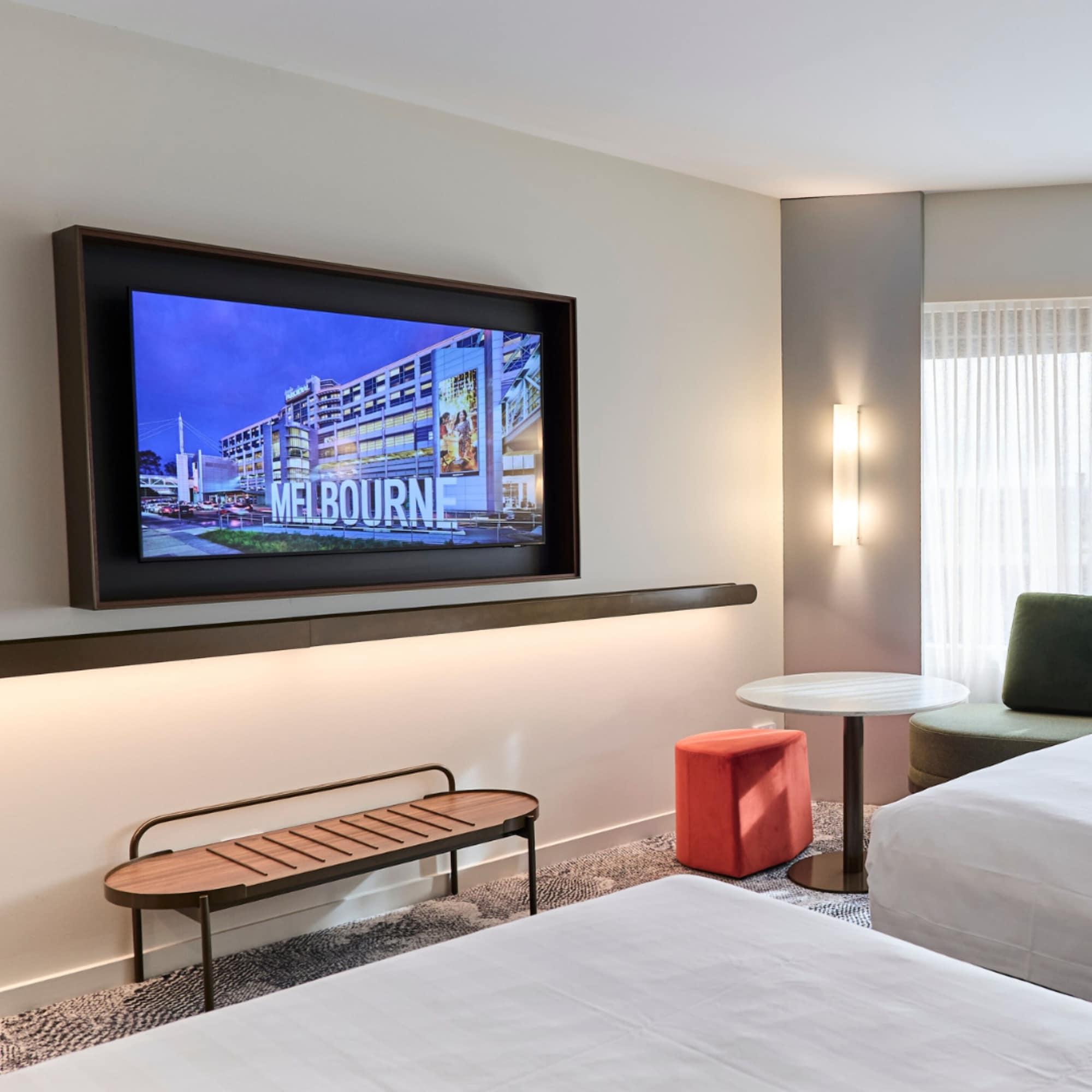 Superior, Twin Beds, Runway View