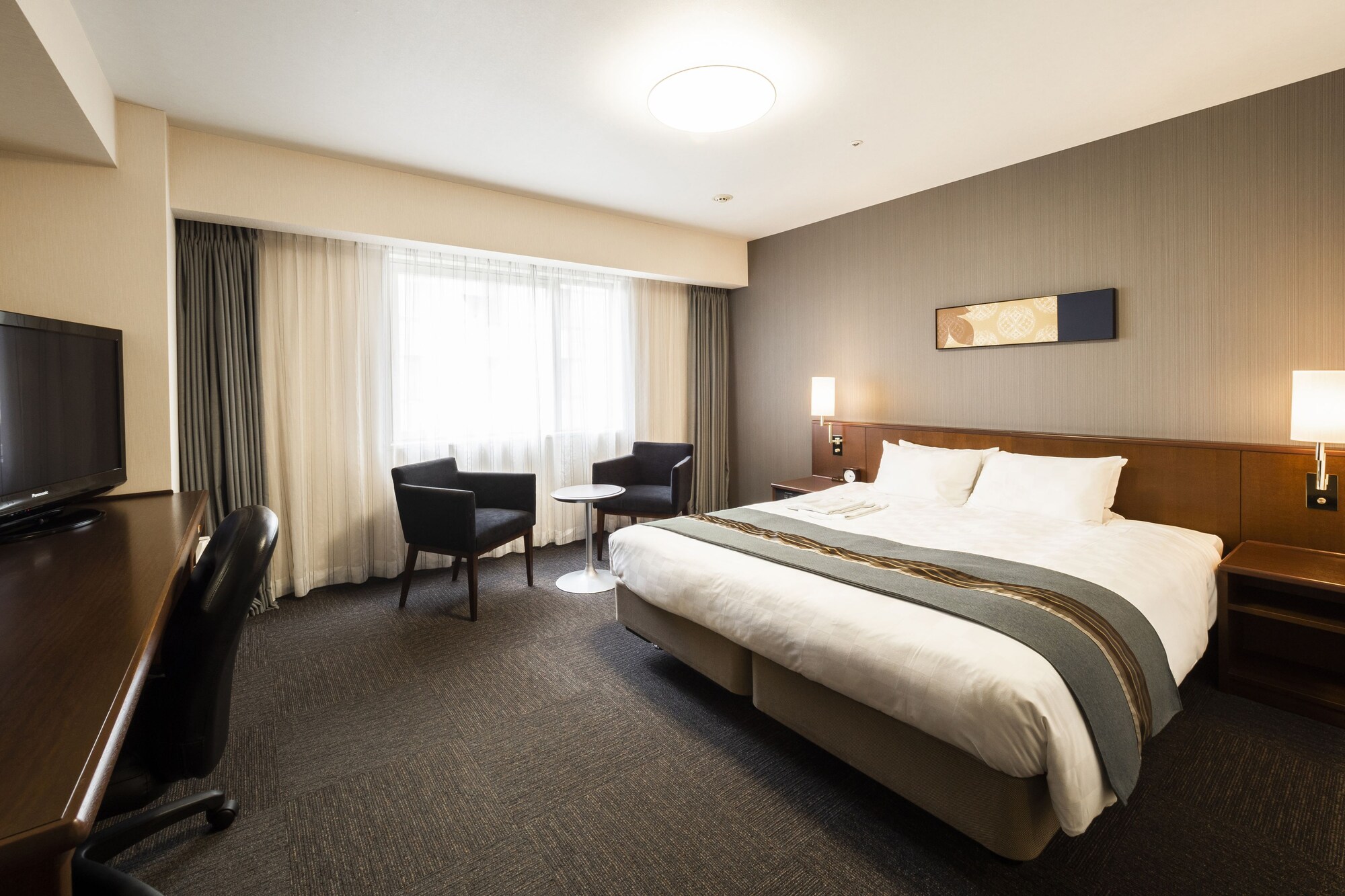 DELUXE, DOUBLE BED