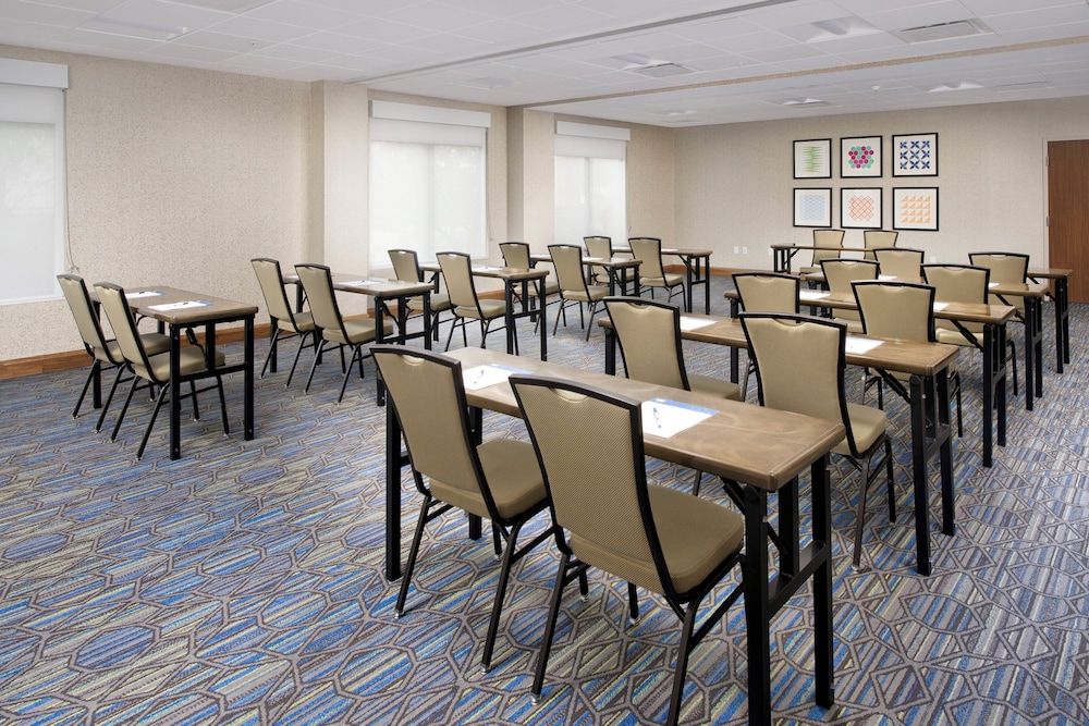 Holiday Inn Express Suites Baltimore Bwi Airport North Ex Wingate By Wyndham 54/69