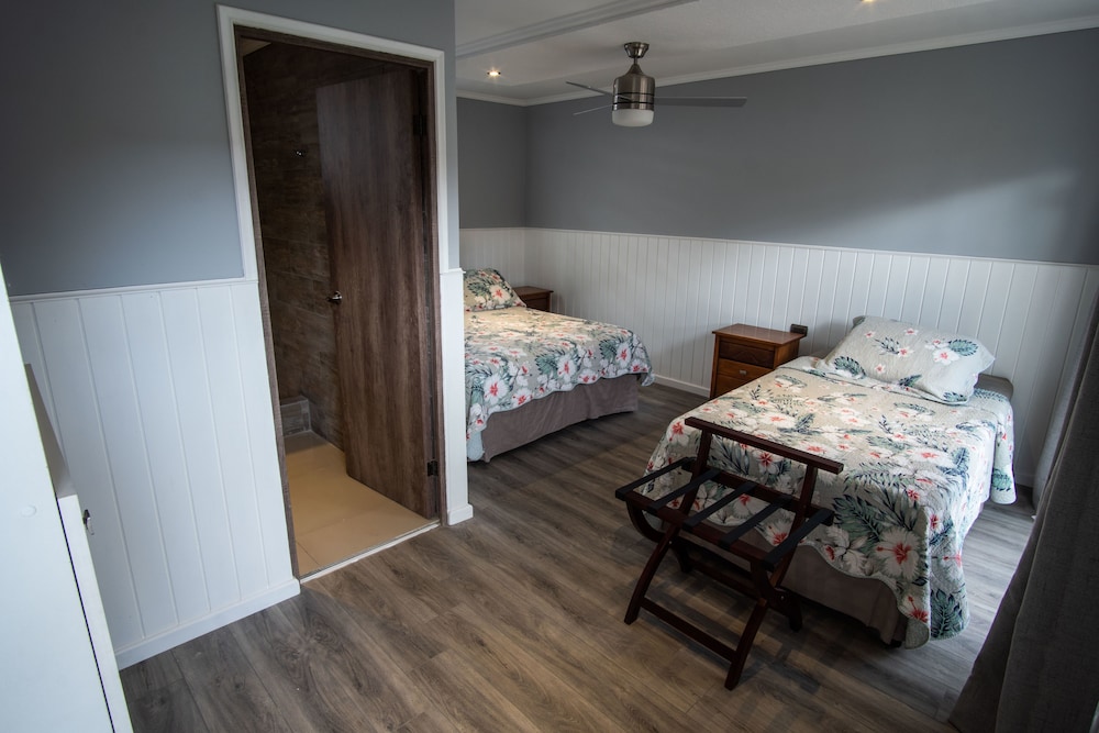 Inaki Uhi Hotel 33/50