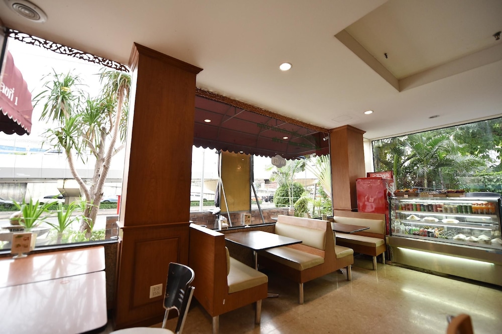 BANGKOK CITY SUITE 43/53