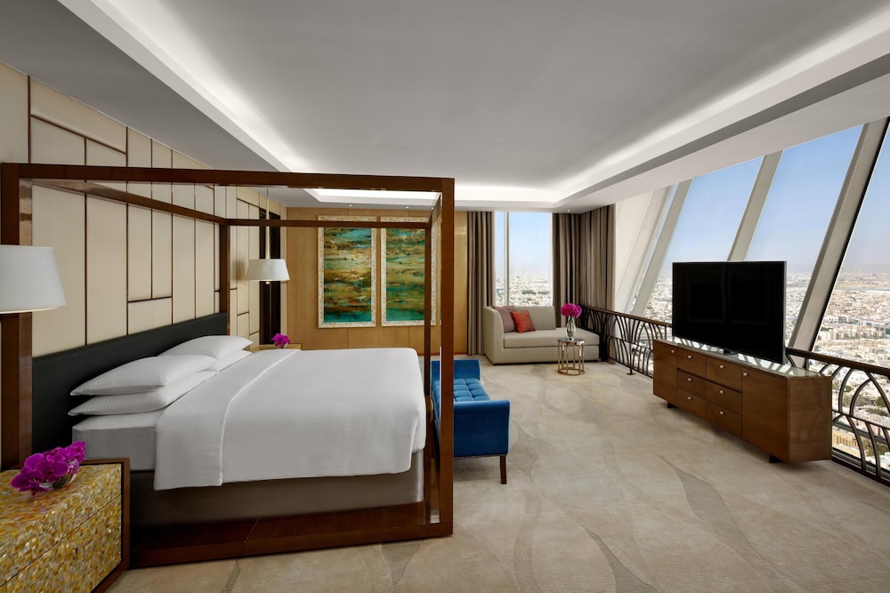 حياة ريجينسي(Hyatt Regency Riyadh Olaya) 22/75