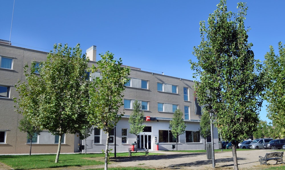 Ibis Madrid Getafe 8/84