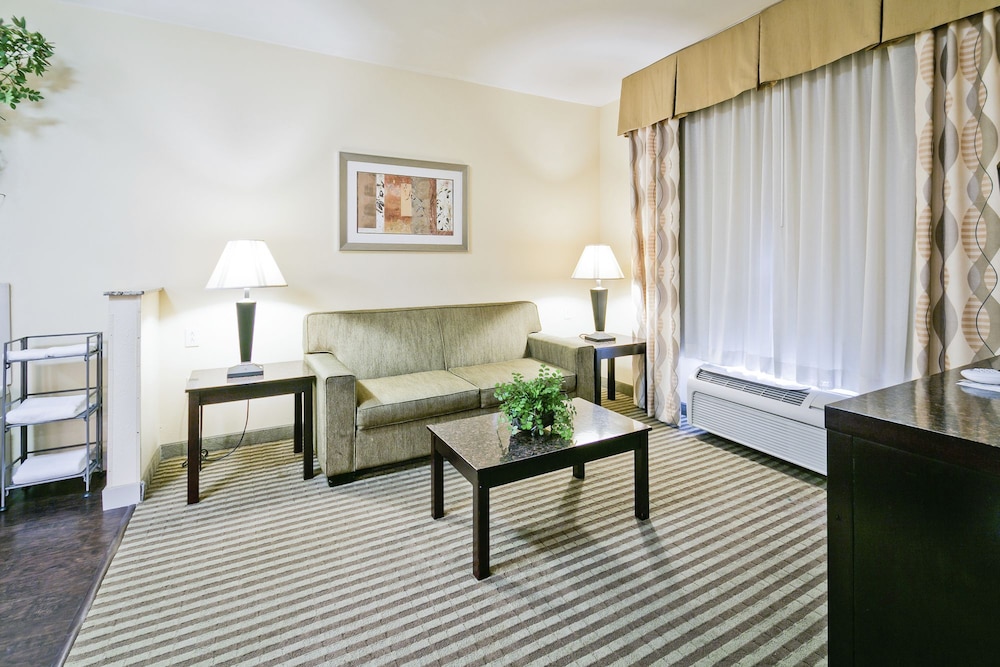 Holiday Inn Express Hotel And Suites Carthage 45/79