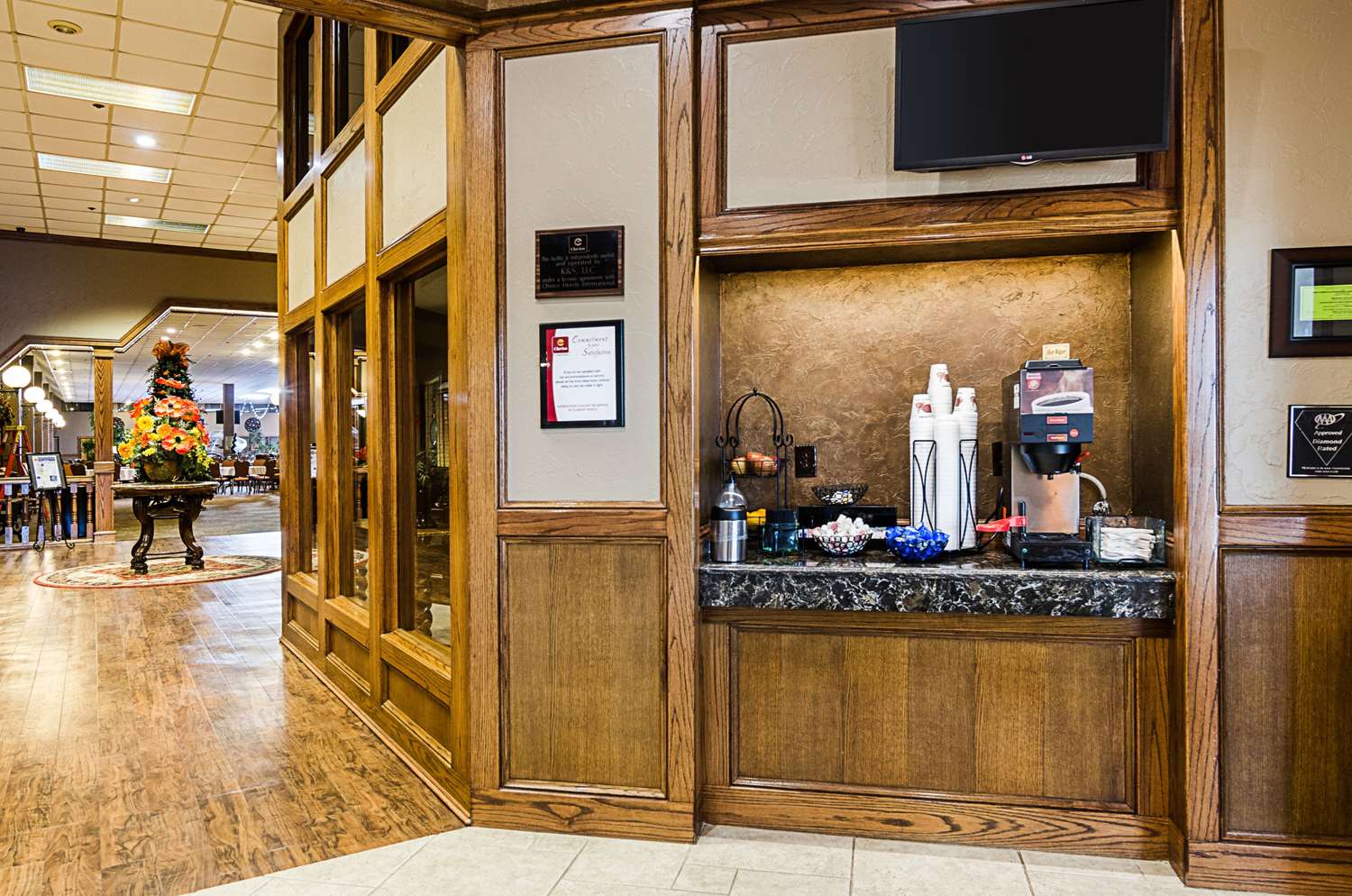 Clarion Inn Garden City, KS 11/60