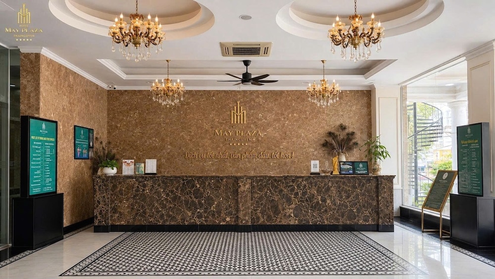 May Plaza Hotel 7/50