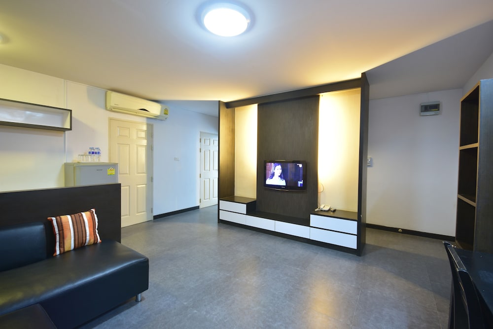 Loft Salaya 15/21