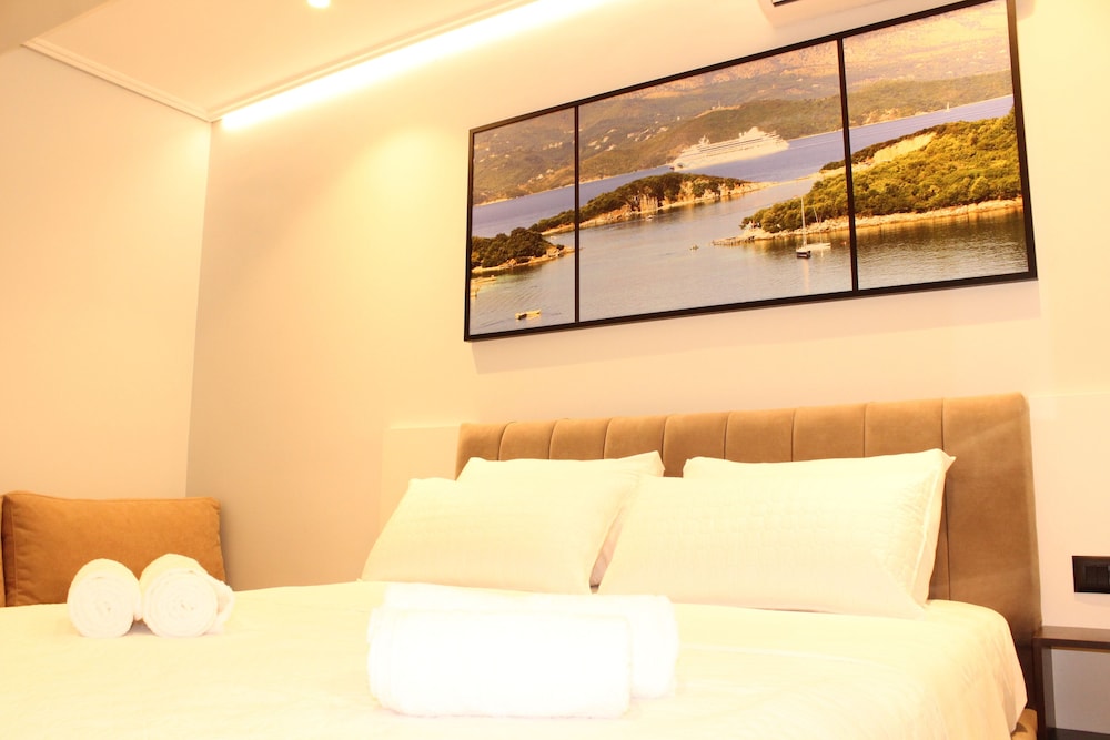 Bebi Apartments 18/50