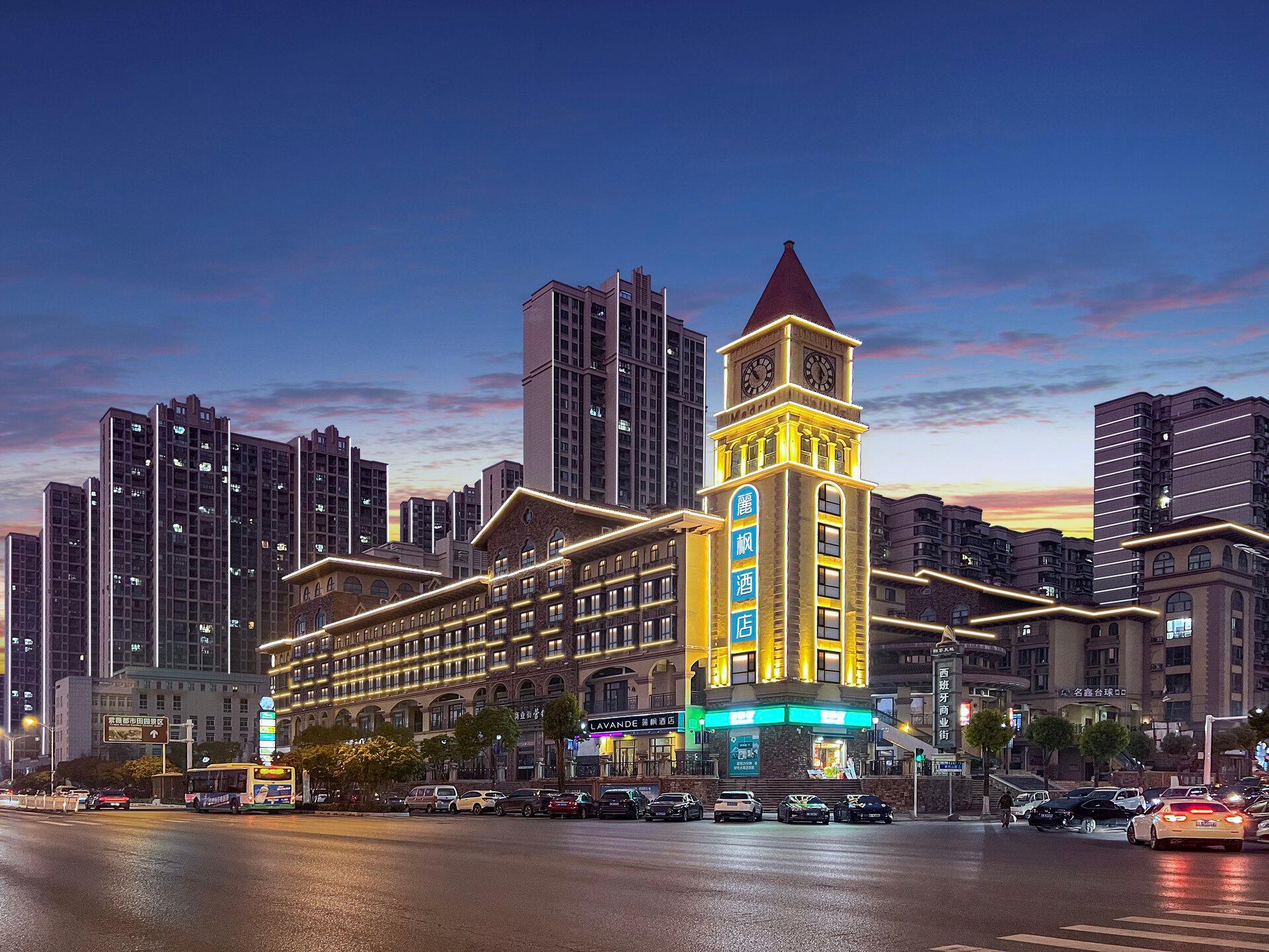 Lavande Hotel (Wuhan Yangluo subway station store) 8/47