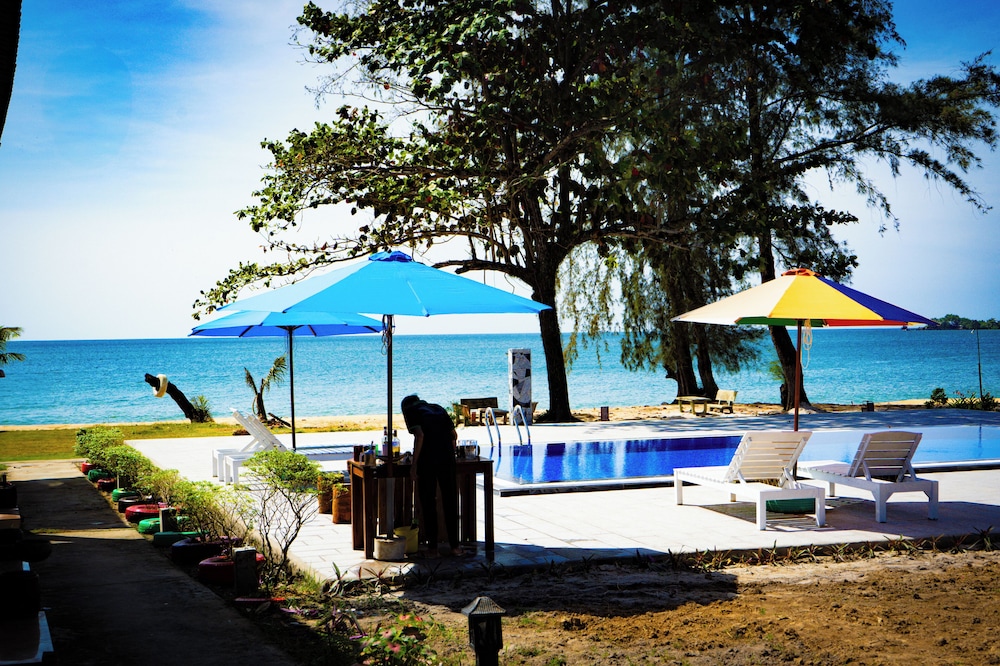 Vung Bau Resort 59/66