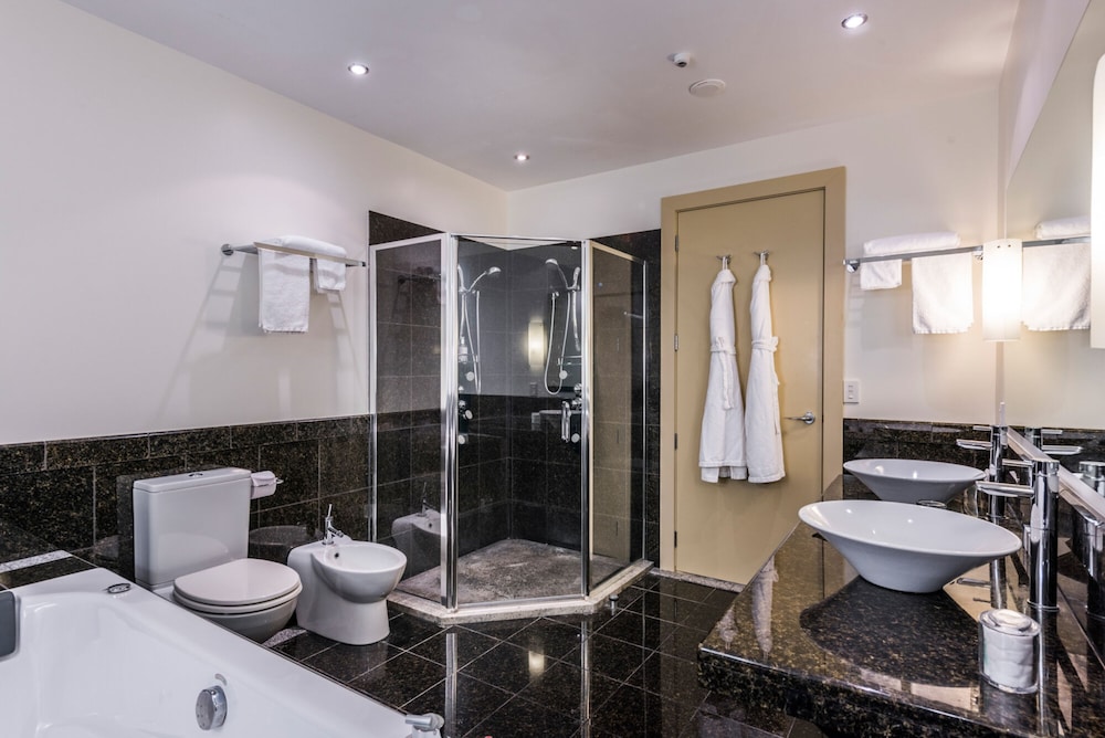Braemar Lodge Spa 16/50