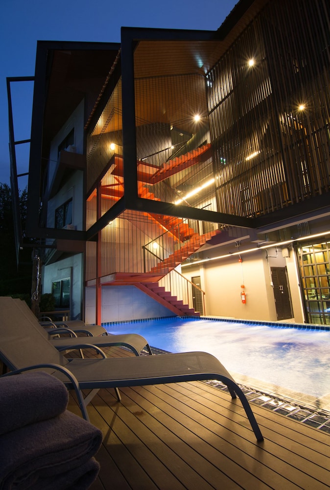 The Rodman Hotel 48/53