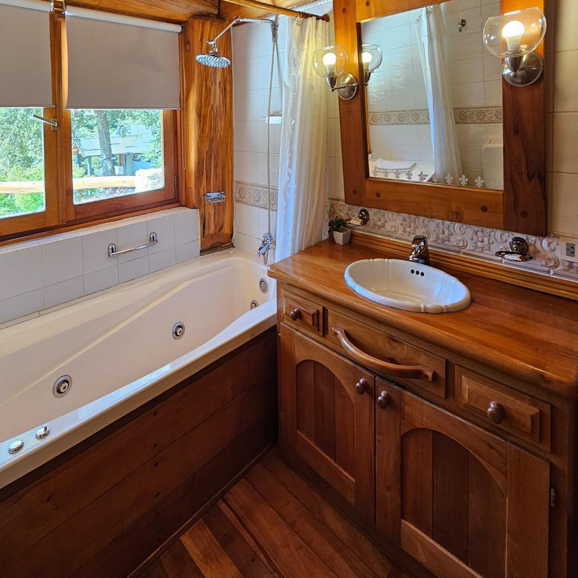 Rotui Luxury Village 49/50