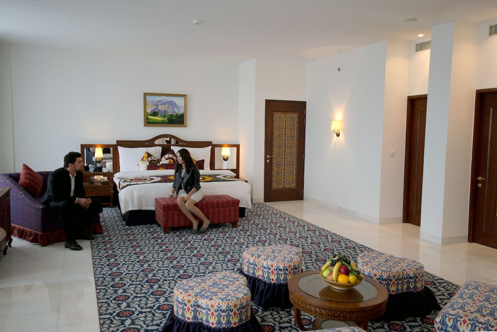DUSHANBE SERENA HOTEL 23/70