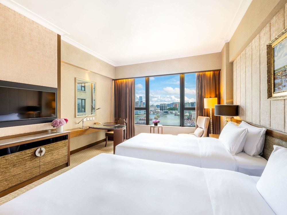 LUXURY, TWIN BEDS, RIVER VIEW