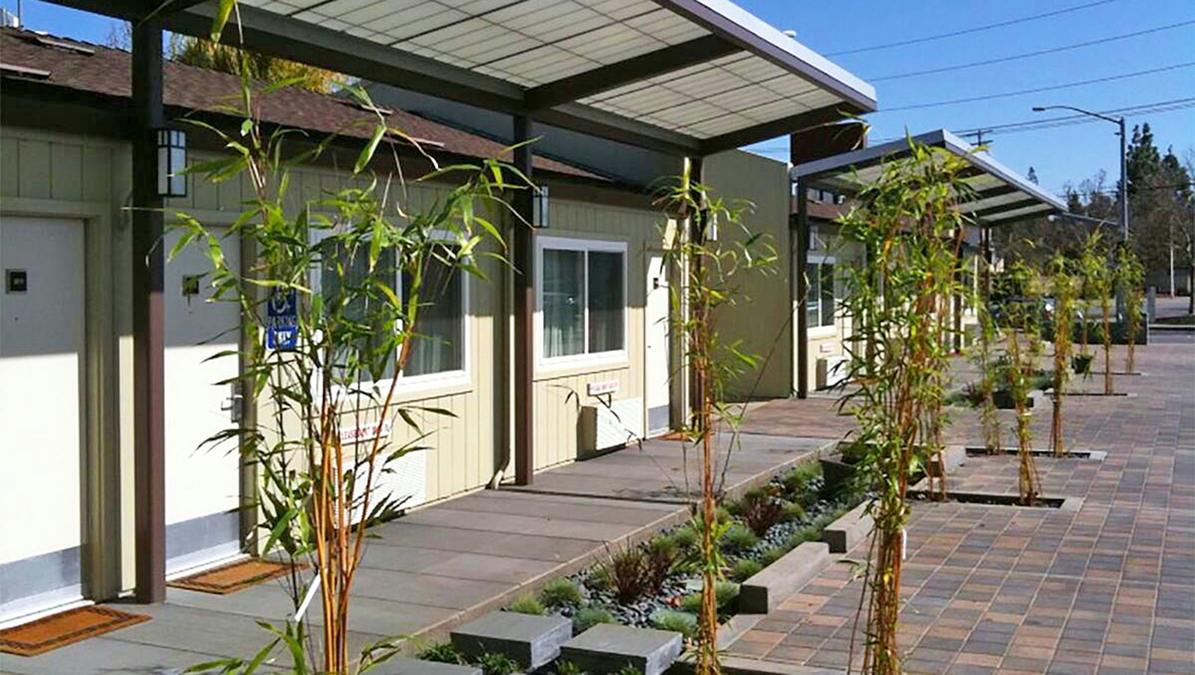 The Zen Hotel 54/58