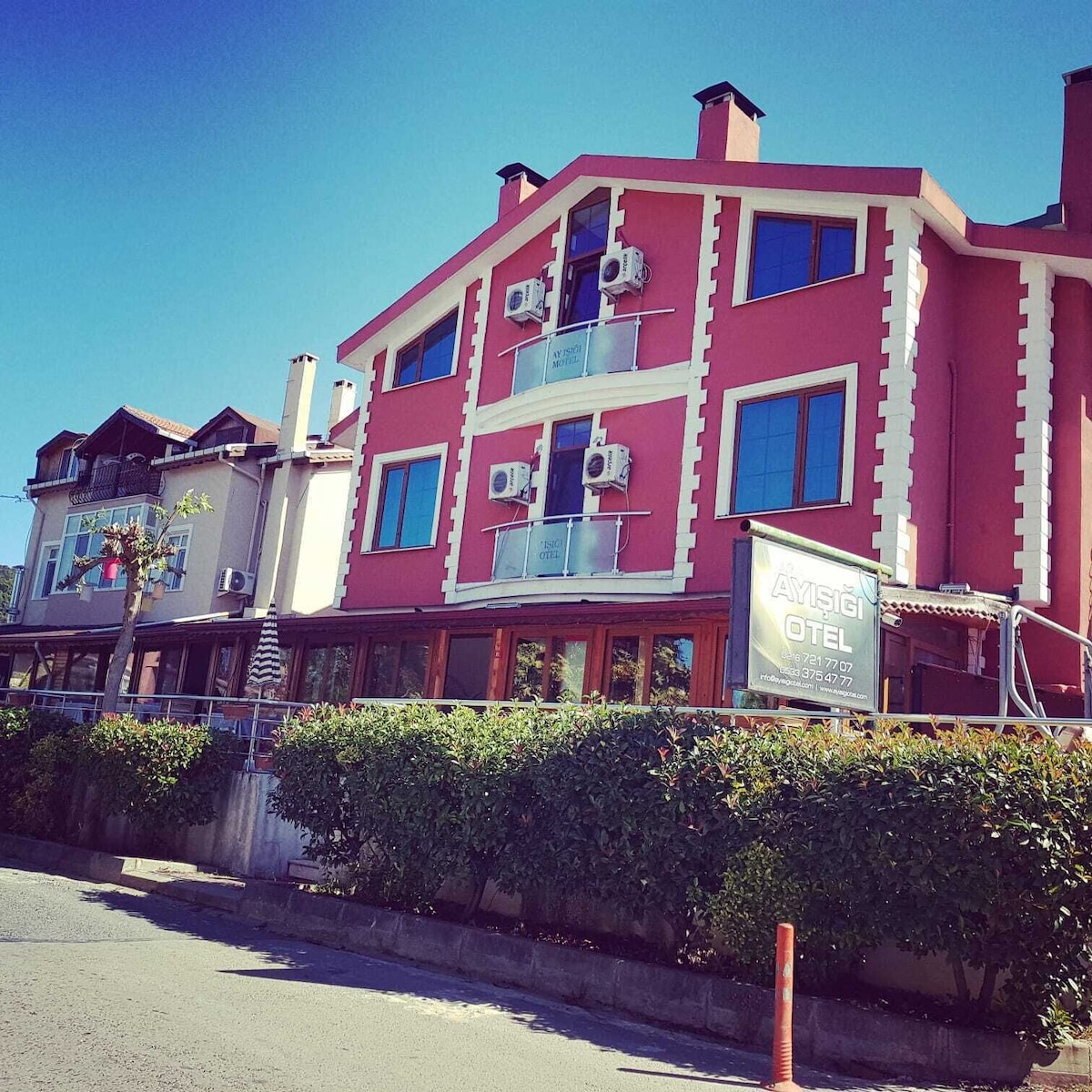 Ayisigi Hotel 2/23