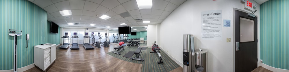 Holiday Inn Express Suites Jersey City North Hoboken 21/39