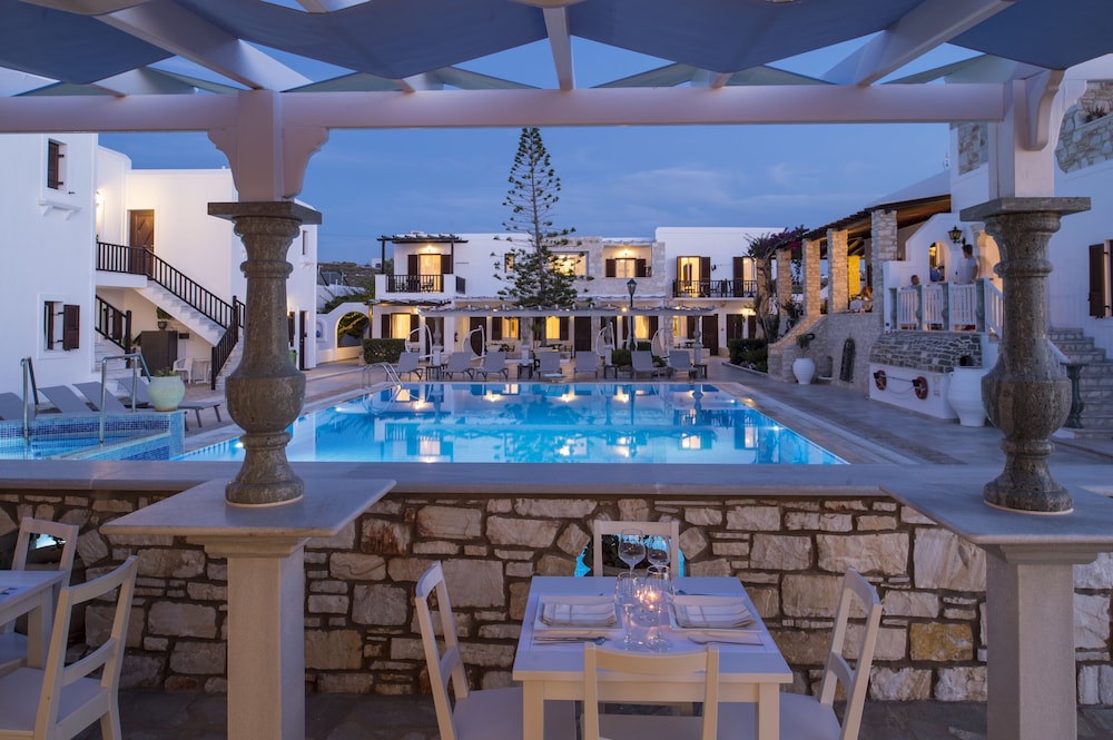 Contaratos Beach Hotel 31/50