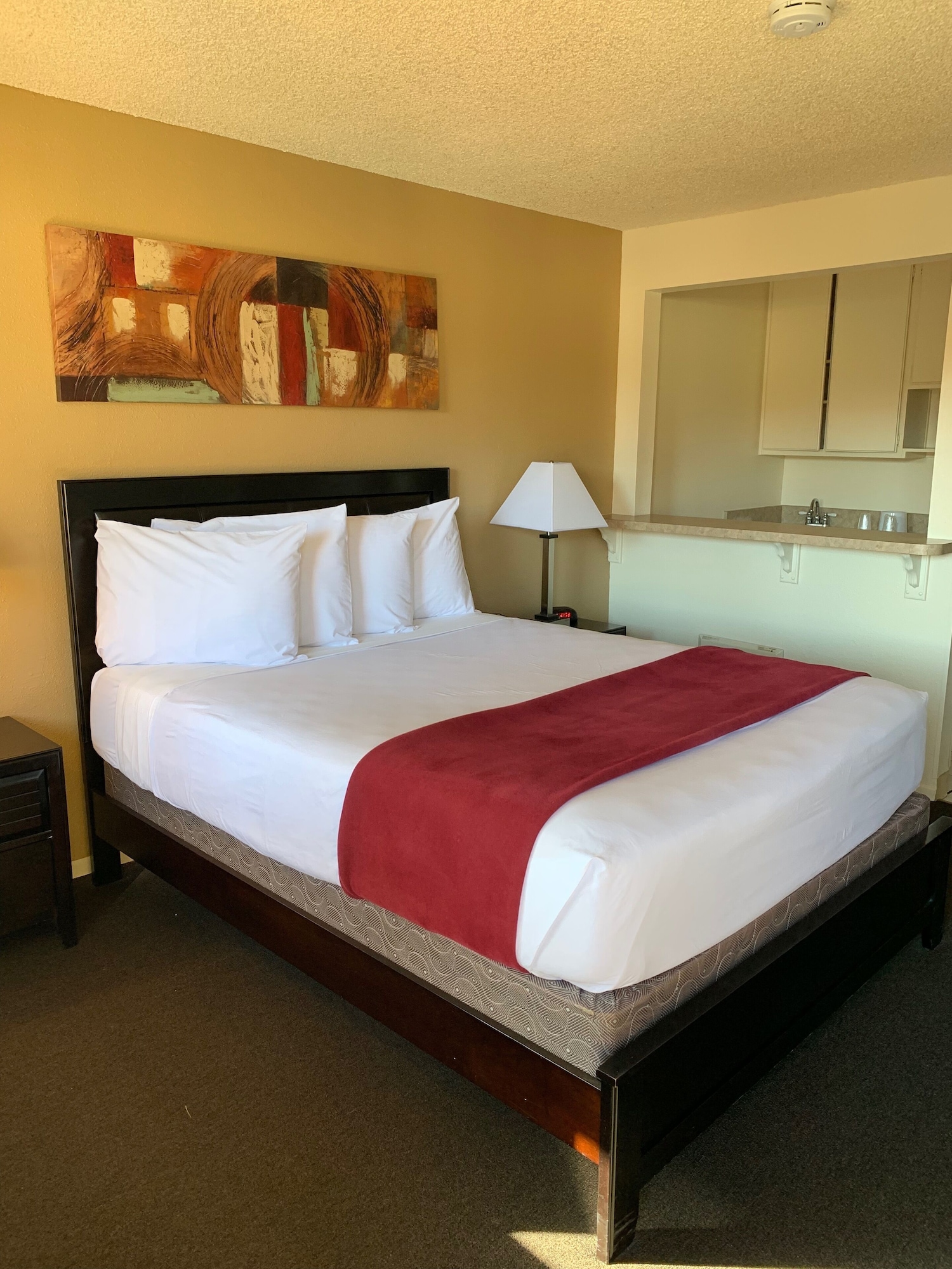 RENOVATED, QUEEN BED