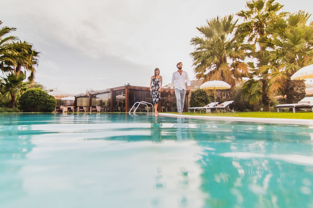 Hotel Aquadulci 8/65