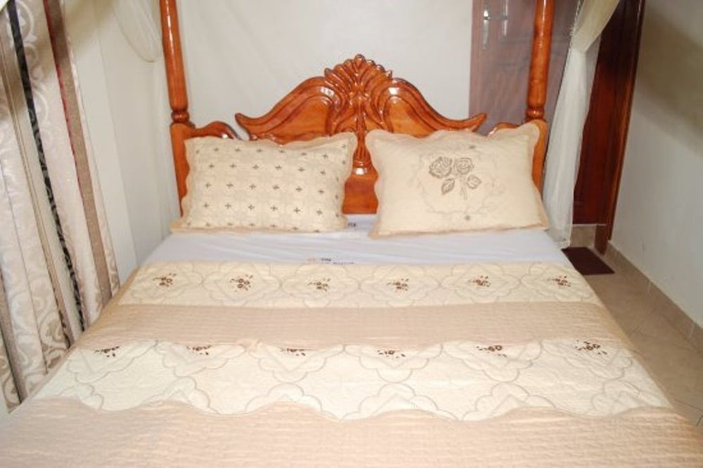 Japs Motel Mbarara 4/22