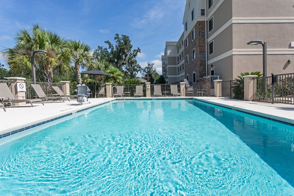 Staybridge Suites Tallahassee I-10 East 4/71