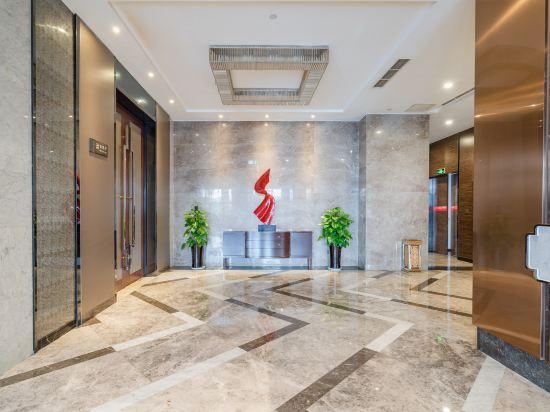Jin Hong Hotel 6/27