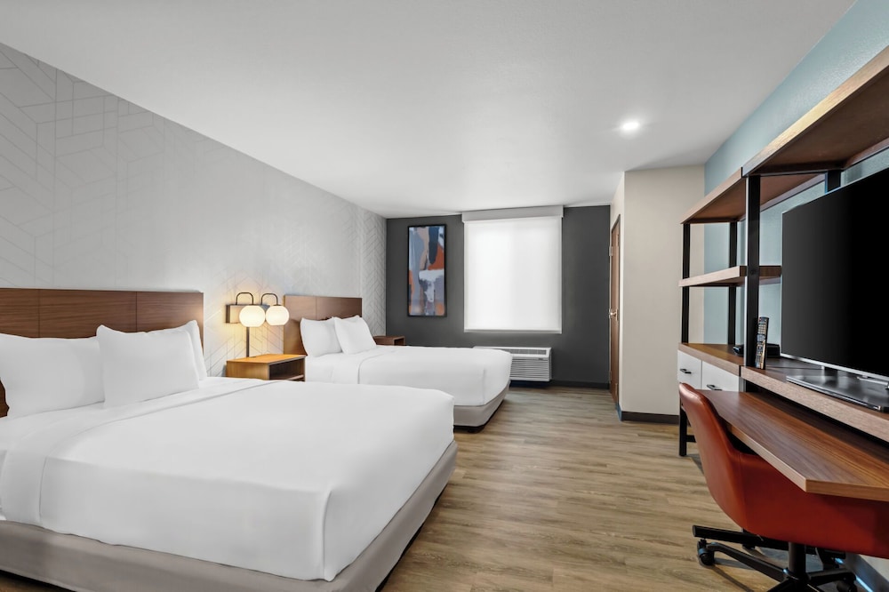 Everhome Suites Temecula 20/49