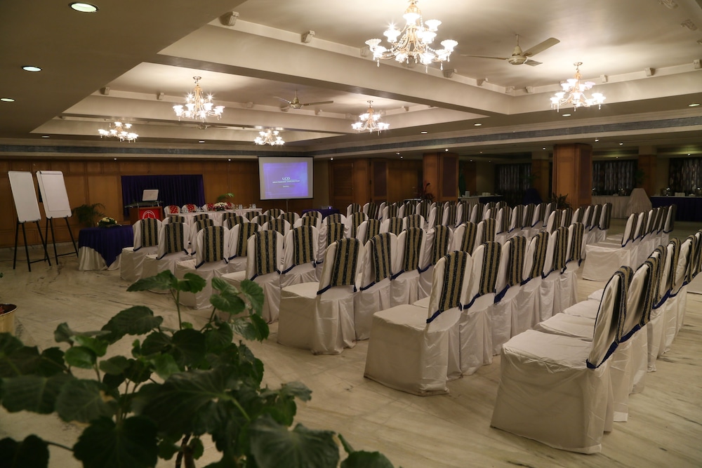 Hotel Amar Vilas 34/35