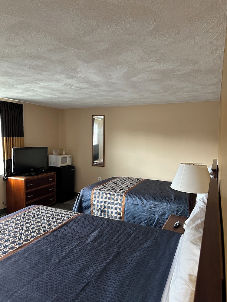 Wickford Motor Inn 31/53