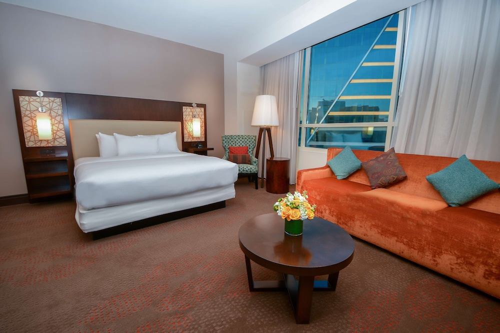 HILTON DALLAS/PLANO GRANITE PARK 36/88