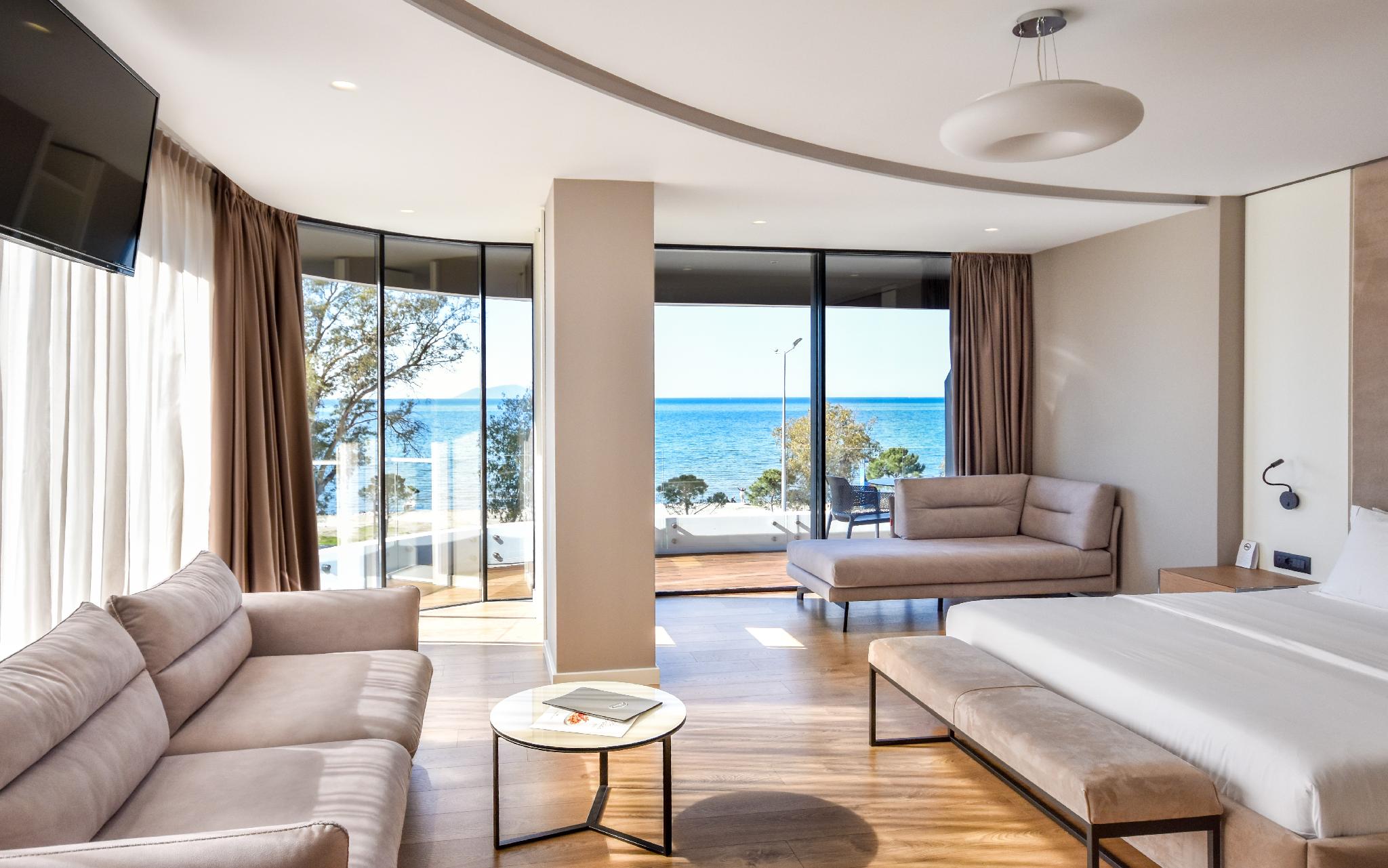 Junior Suite, Bathtub