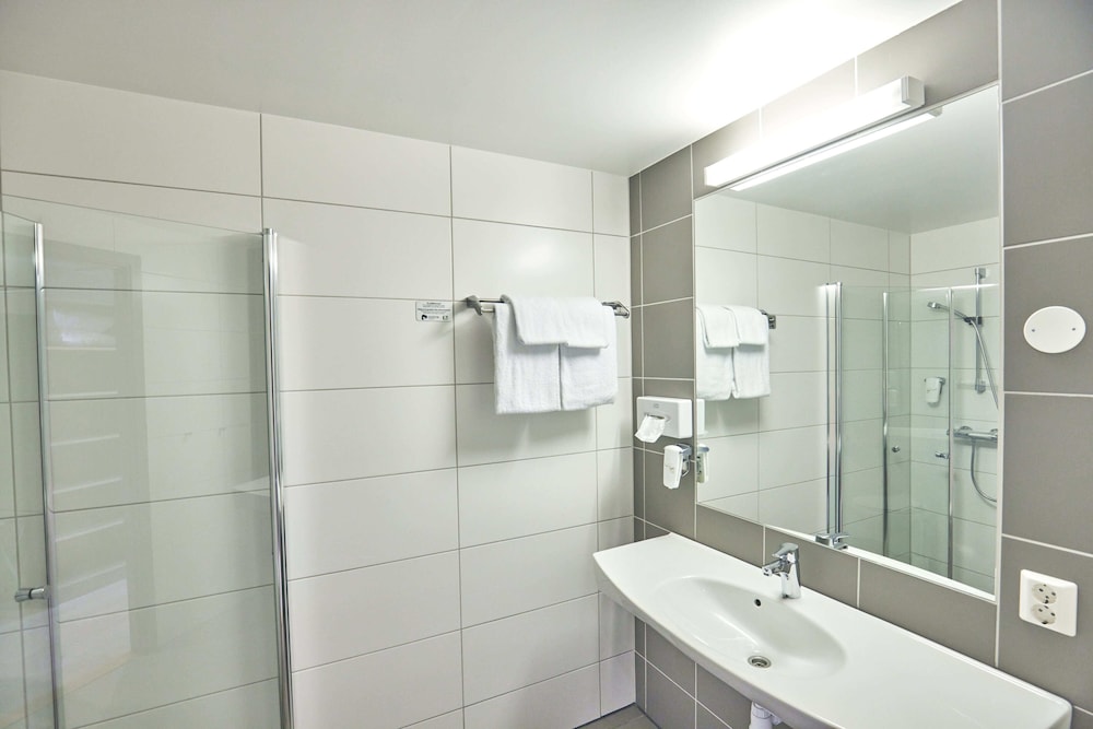Hjorten Hotell Hitra 48/50