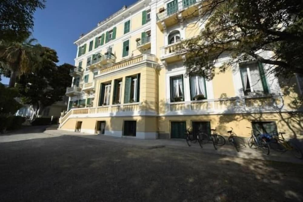 Hotel Petit Royal 2/50