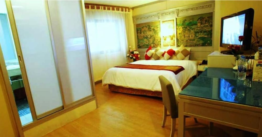 PRATUNAM CITY INN 40/54