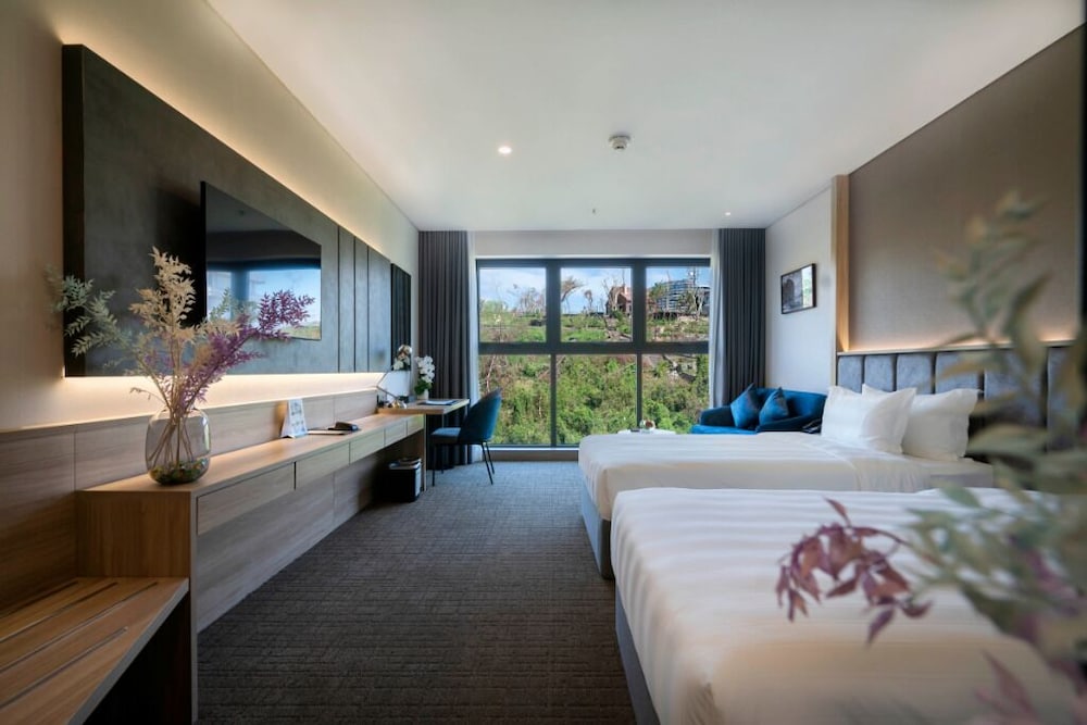 Wyndham Garden Legend Halong 17/50